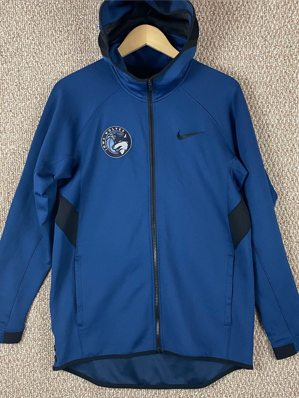 Iowa wolves Men M Showtime Hoodie Therma Flex Fit NBA Blue Zip F196